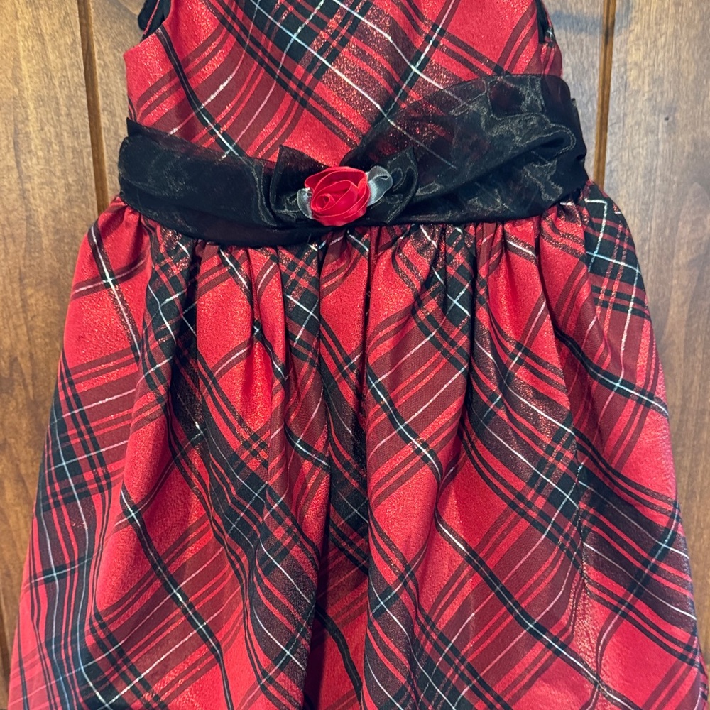 Red Plaid Sleeveless Dress with Black Bow - Picture 6 of 6